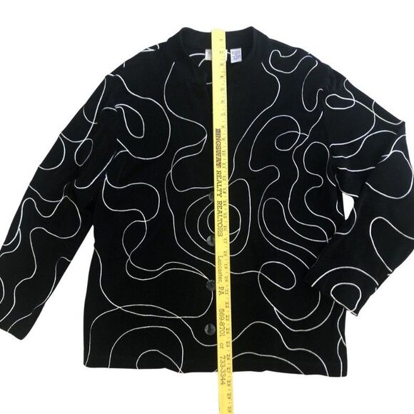 Chicos Travelers Jacket Womens Sz 3 XL Button Front Black White Embroidery Art - Picture 12 of 14